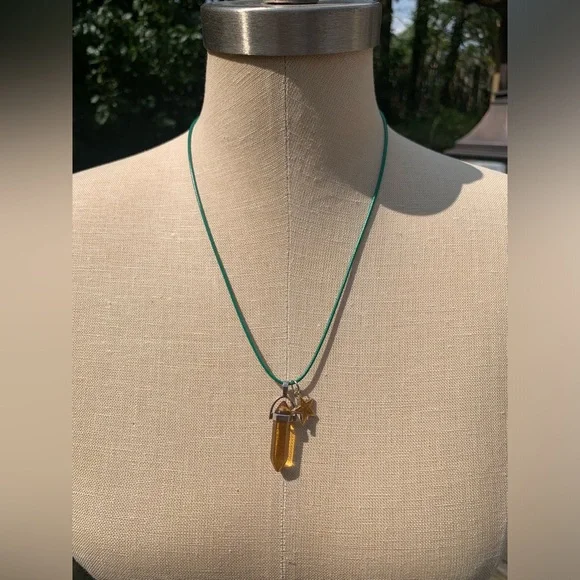 Handmade Honey Amber Resin Crystal Amulet Necklace & Enamel Star Charm - Picture 4 of 10